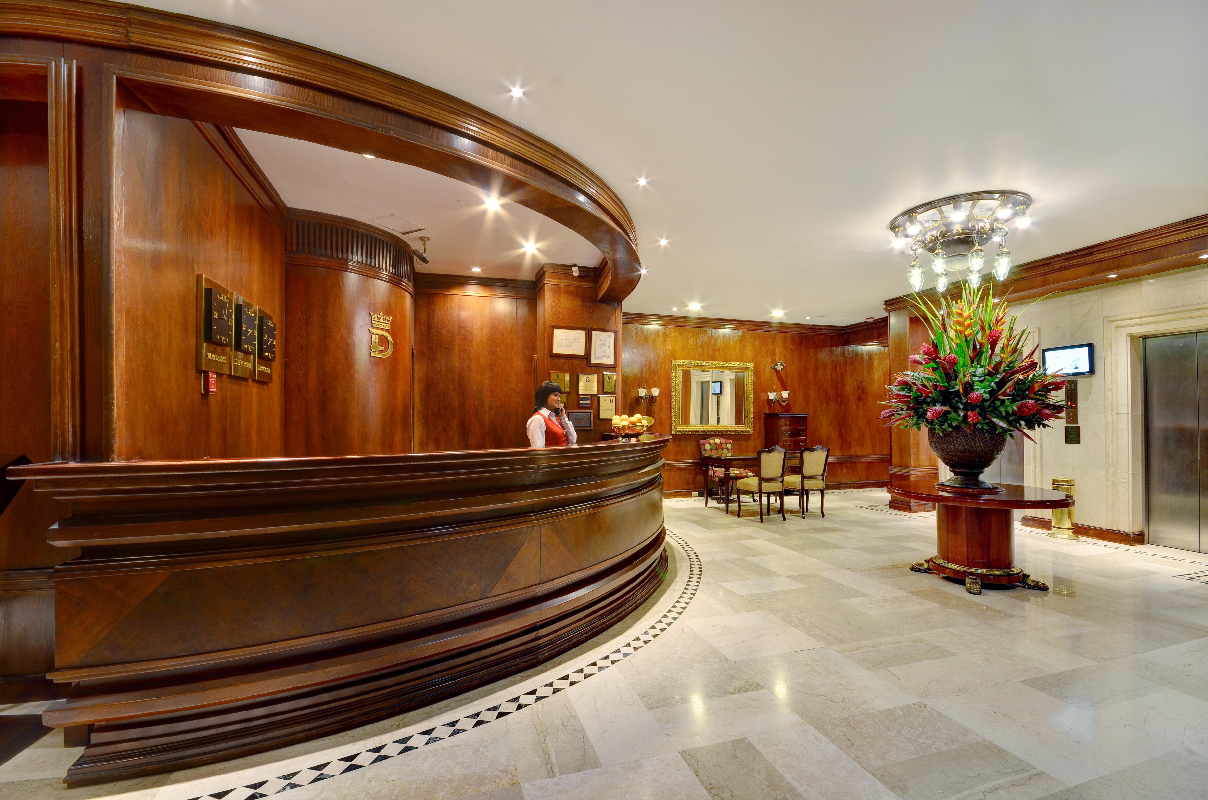 Hotel Dann Carlton Belfort Μεντεγίν Εξωτερικό φωτογραφία The lobby of the hotel