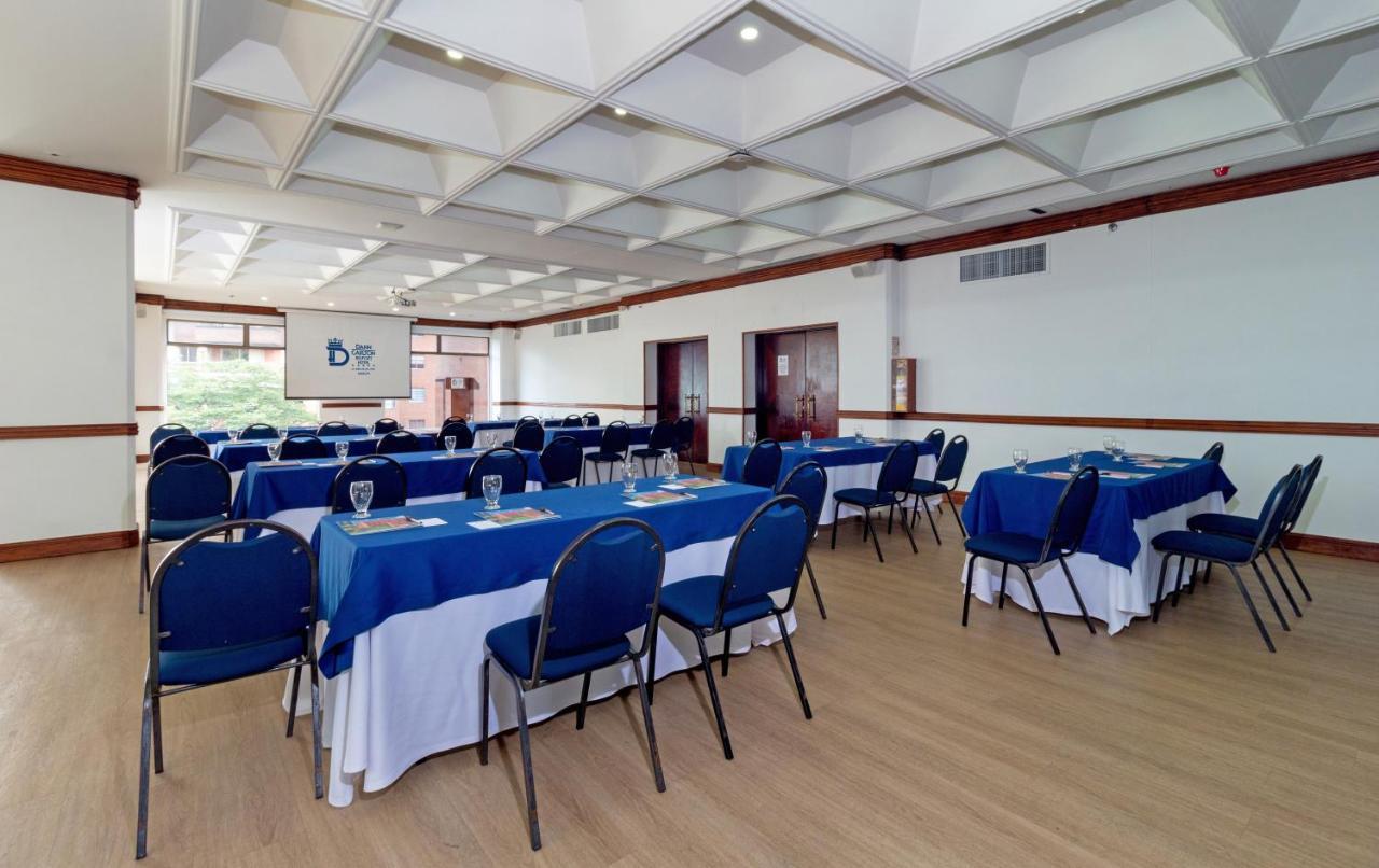 Hotel Dann Carlton Belfort Μεντεγίν Εξωτερικό φωτογραφία Meeting room