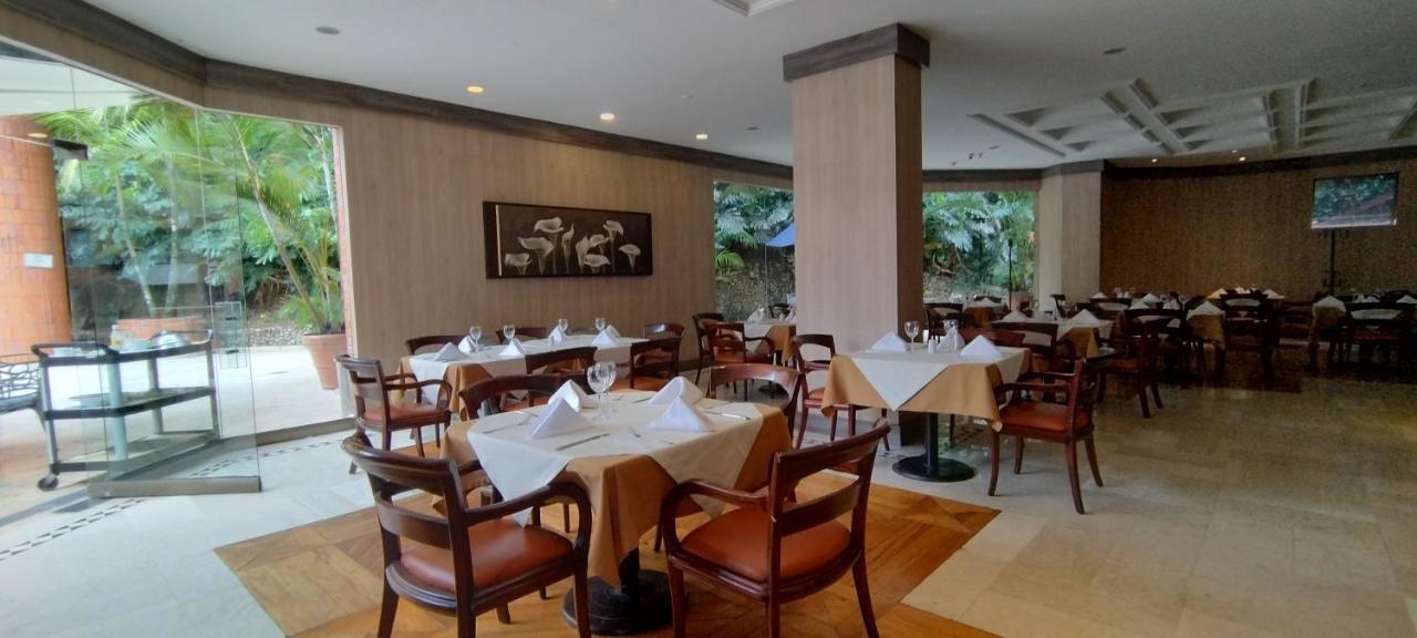 Hotel Dann Carlton Belfort Μεντεγίν Εξωτερικό φωτογραφία The restaurant