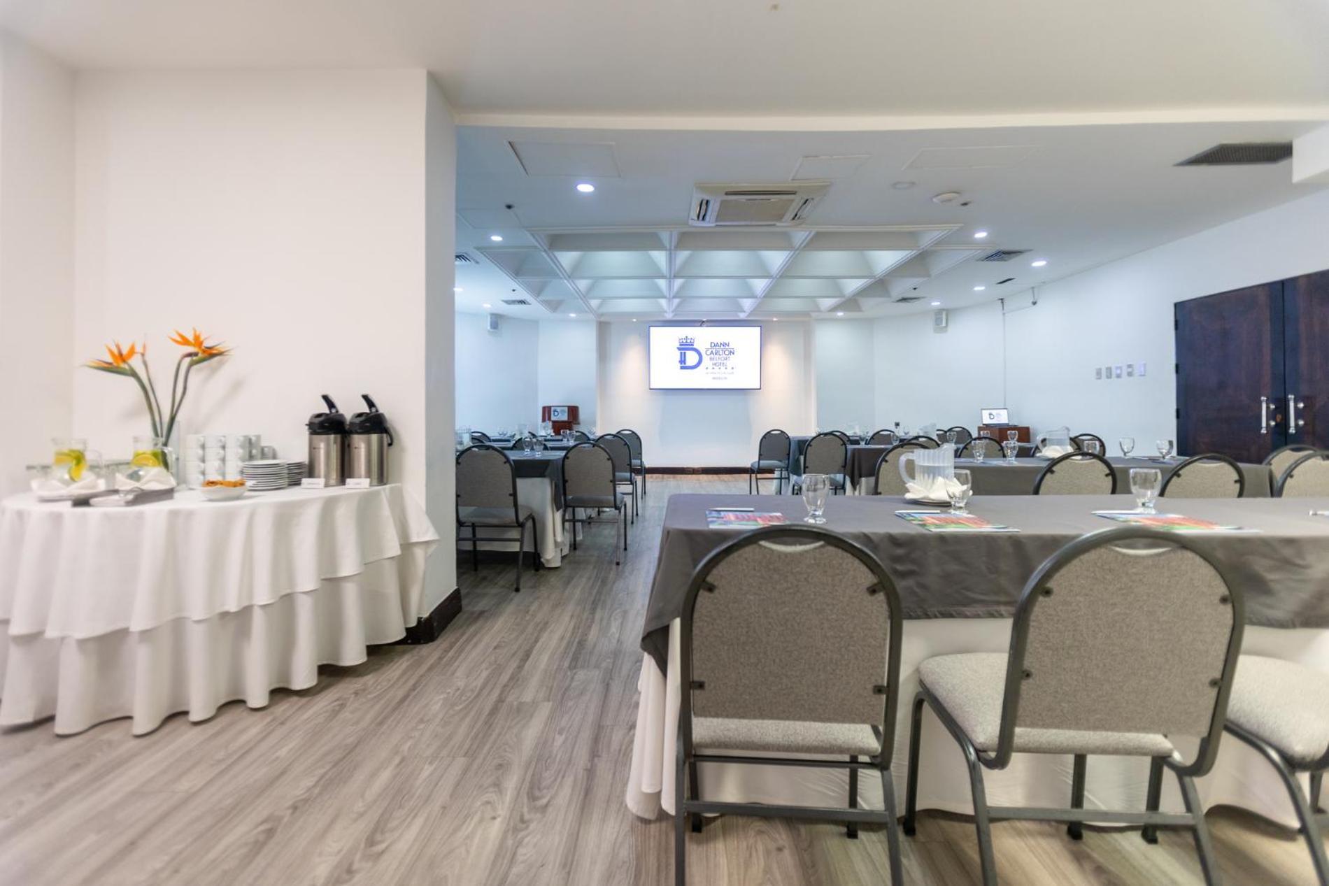 Hotel Dann Carlton Belfort Μεντεγίν Εξωτερικό φωτογραφία Meeting room