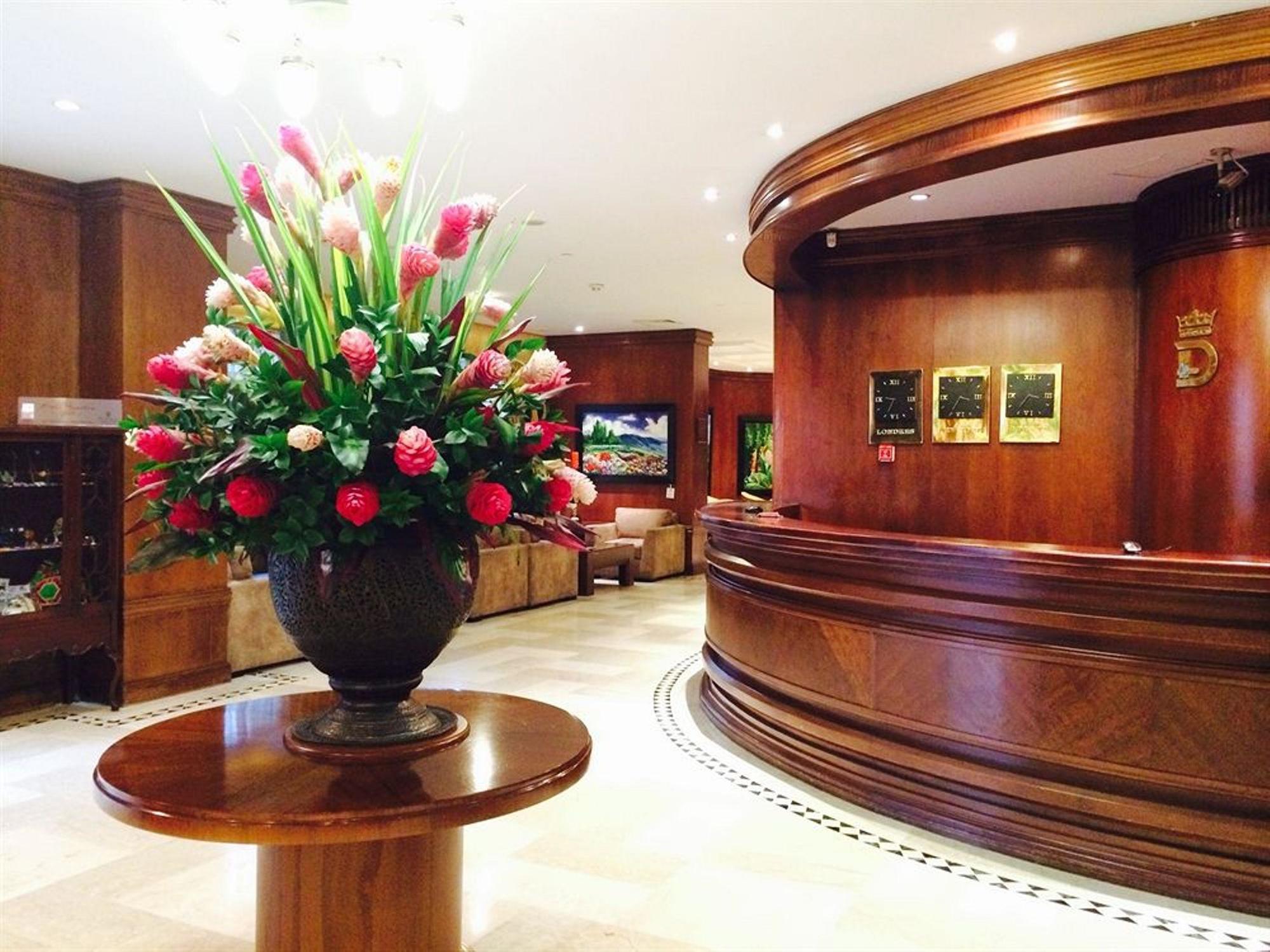 Hotel Dann Carlton Belfort Μεντεγίν Εξωτερικό φωτογραφία The lobby of the hotel